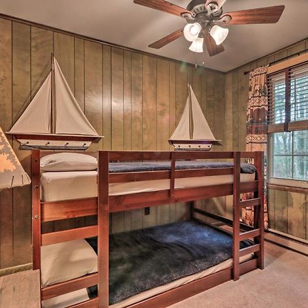 Poconos Home With Game Room Walk To Lake Harmony! Esterno foto
