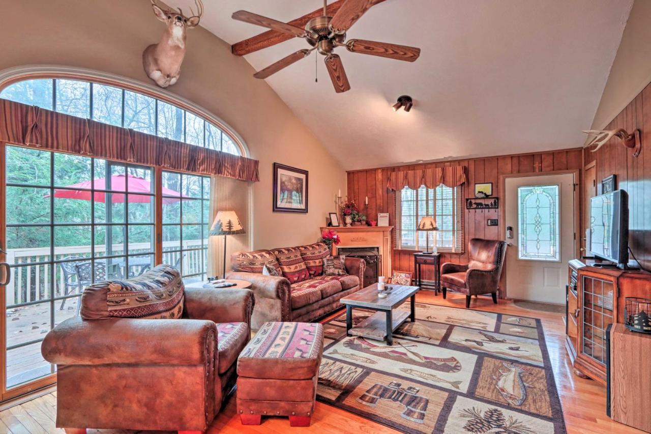 Poconos Home With Game Room Walk To Lake Harmony! Esterno foto