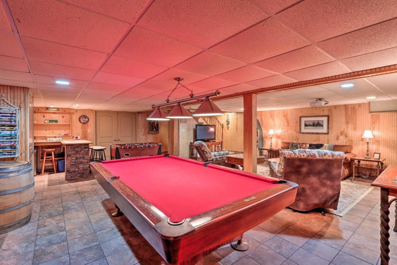 Poconos Home With Game Room Walk To Lake Harmony! Esterno foto