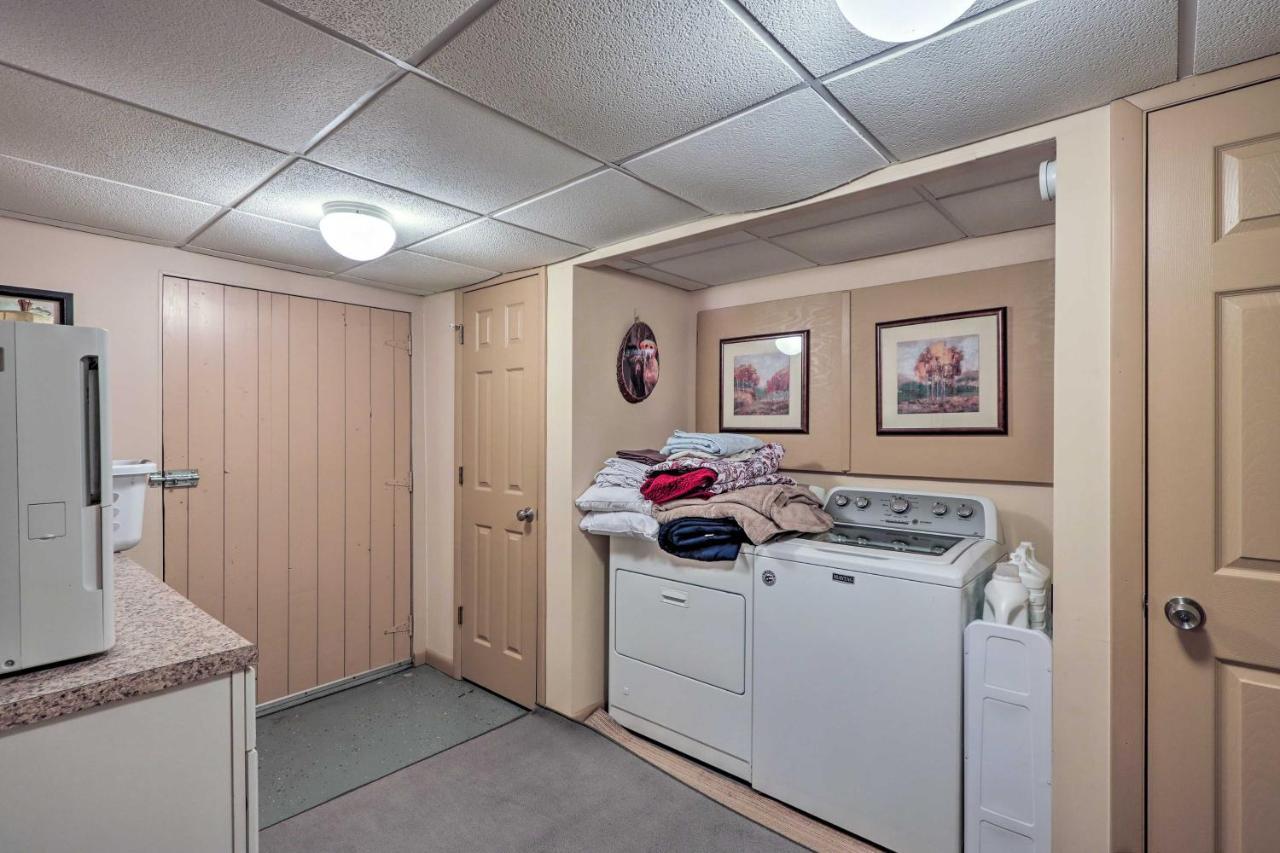 Poconos Home With Game Room Walk To Lake Harmony! Esterno foto